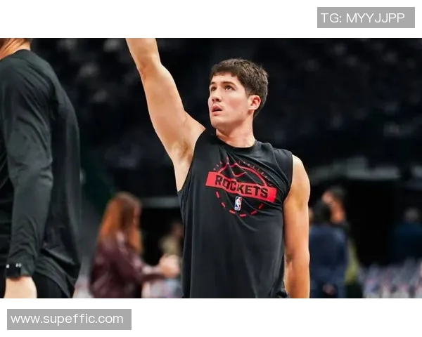 2项数据联盟垫底,火箭队战术太奇怪!双塔建功,前场篮板极要害